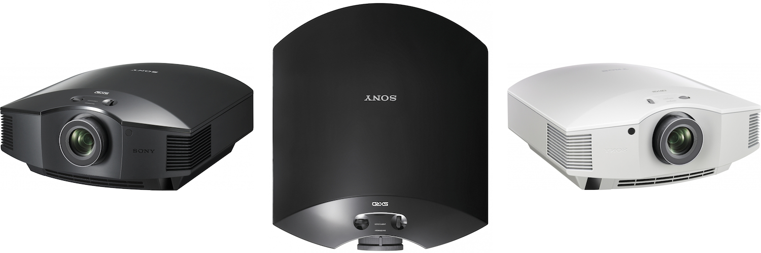 Sony VPL-HW40ES projektor i svart och vitt för hemmabio, tillgänglig från mitten av april.