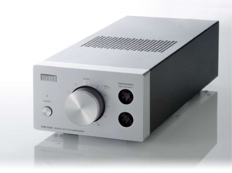Stax SRM-353X förstärkare för Earspeaker, perfekt för audiofiler med hög kvalitet och exakt volymkontroll.